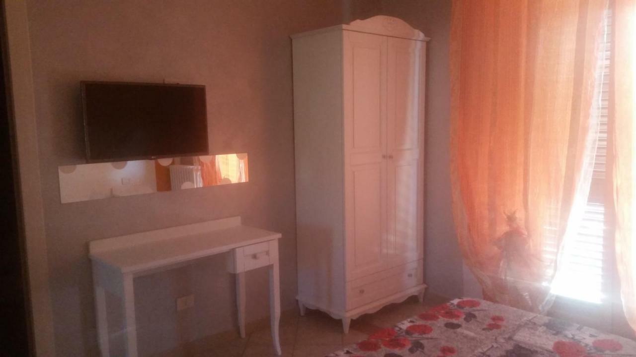 Il Rifugio Di Dante Bed & Breakfast Sinalunga Bagian luar foto