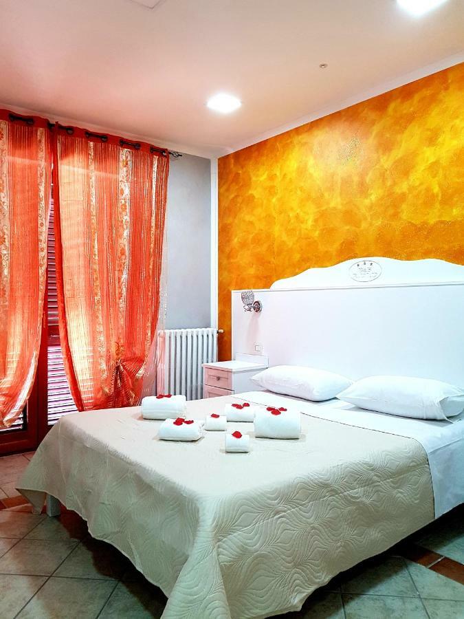 Il Rifugio Di Dante Bed & Breakfast Sinalunga Bagian luar foto